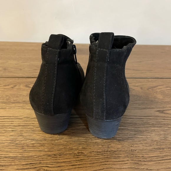 Suede Ankle Boots | size 9 - Picture 2 of 3